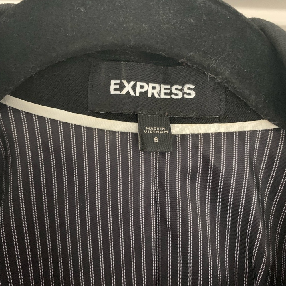 Express blazer - Picture 3 of 3